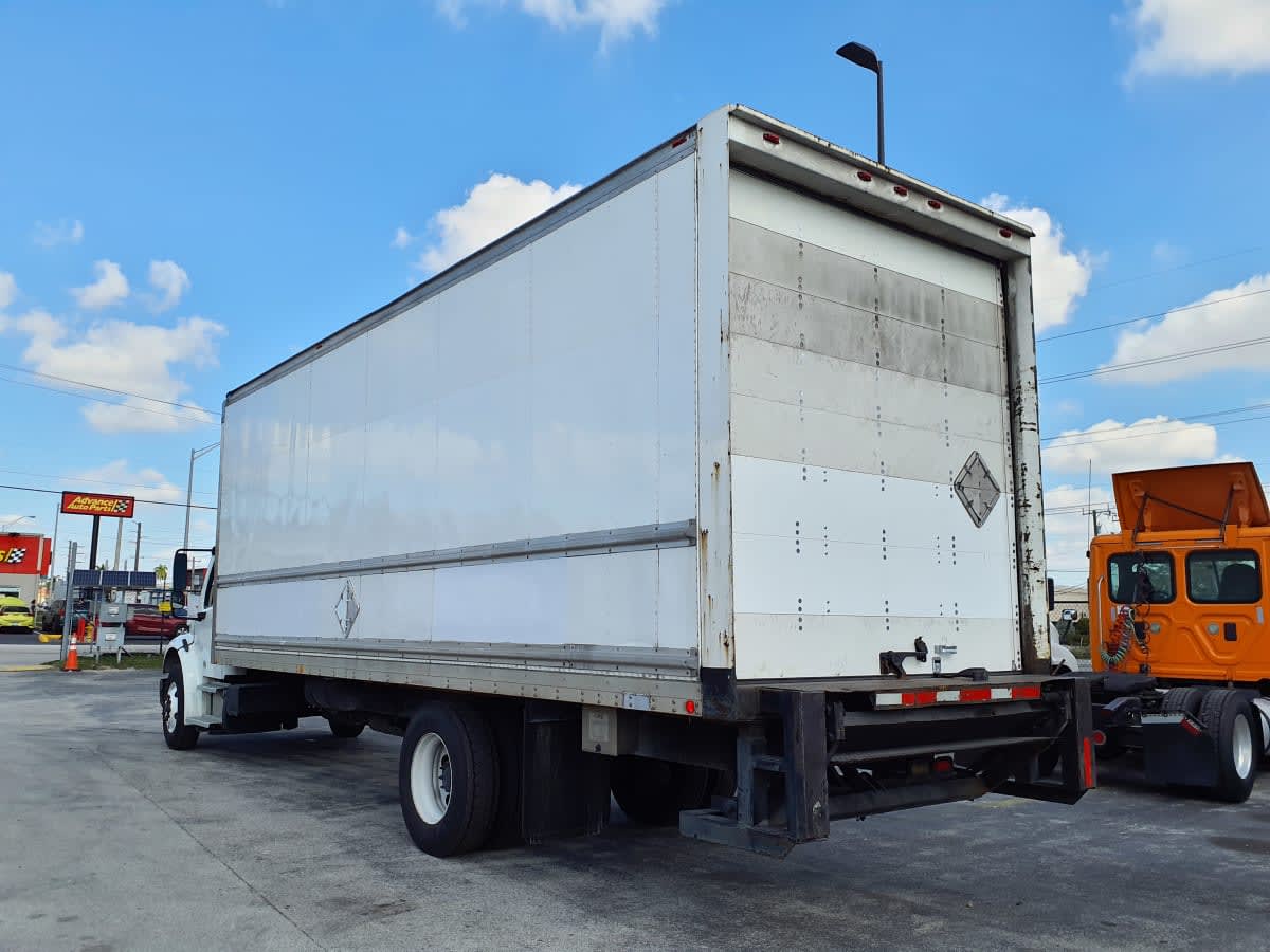 2016 Freightliner/Mercedes M2 106 661608