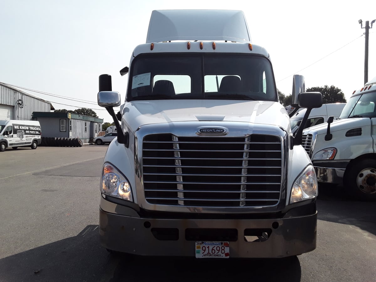 2016 Freightliner/Mercedes CASCADIA 113 661642