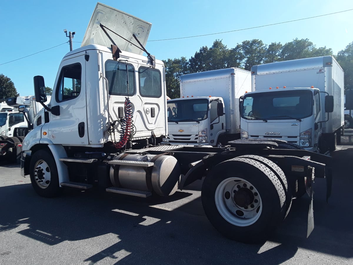 2016 Freightliner/Mercedes CASCADIA 113 661643