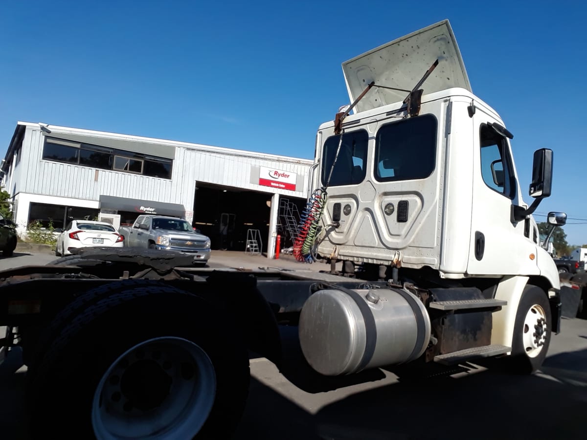 2016 Freightliner/Mercedes CASCADIA 113 661643