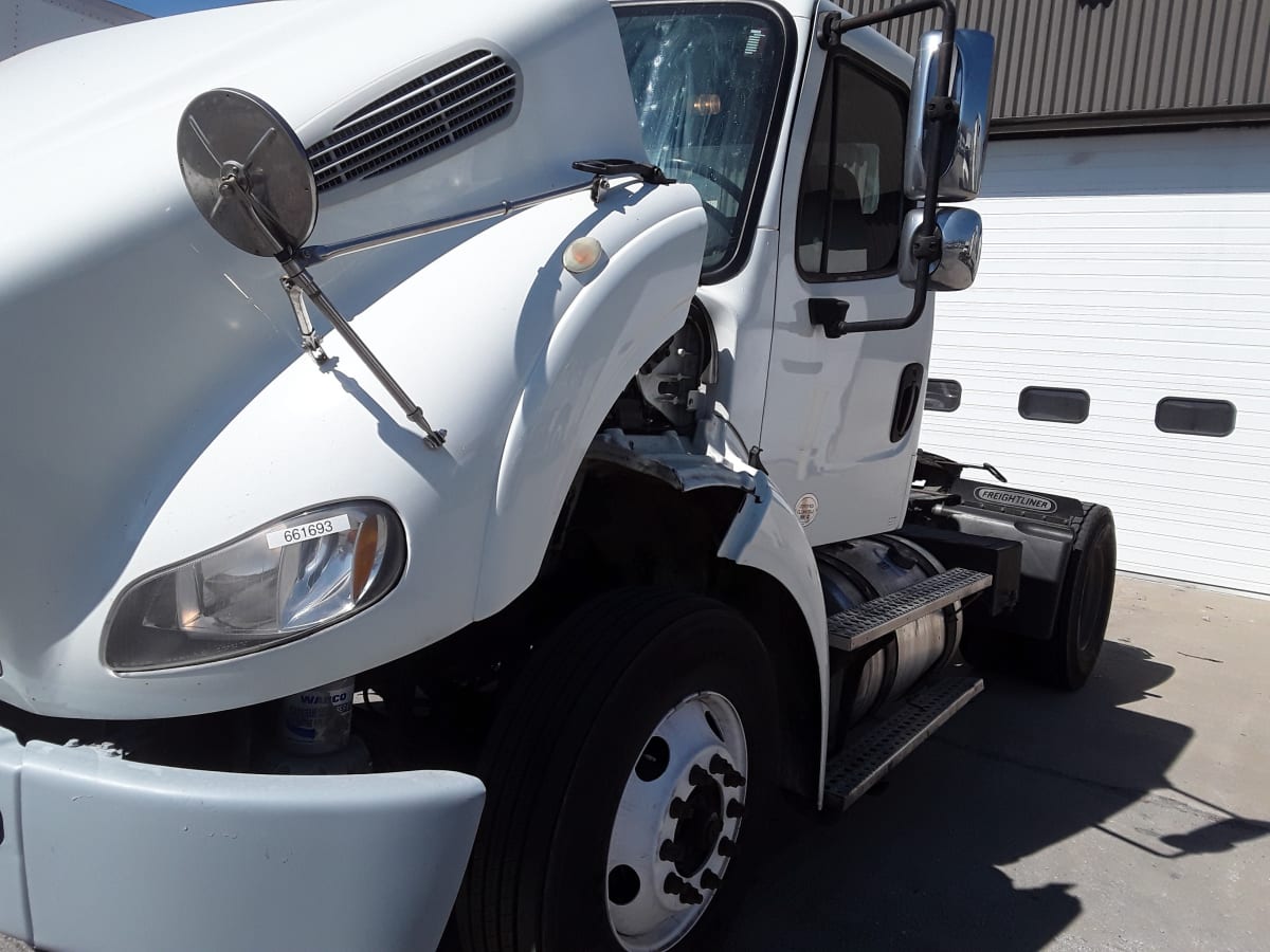 2017 Freightliner/Mercedes M2-112 661693