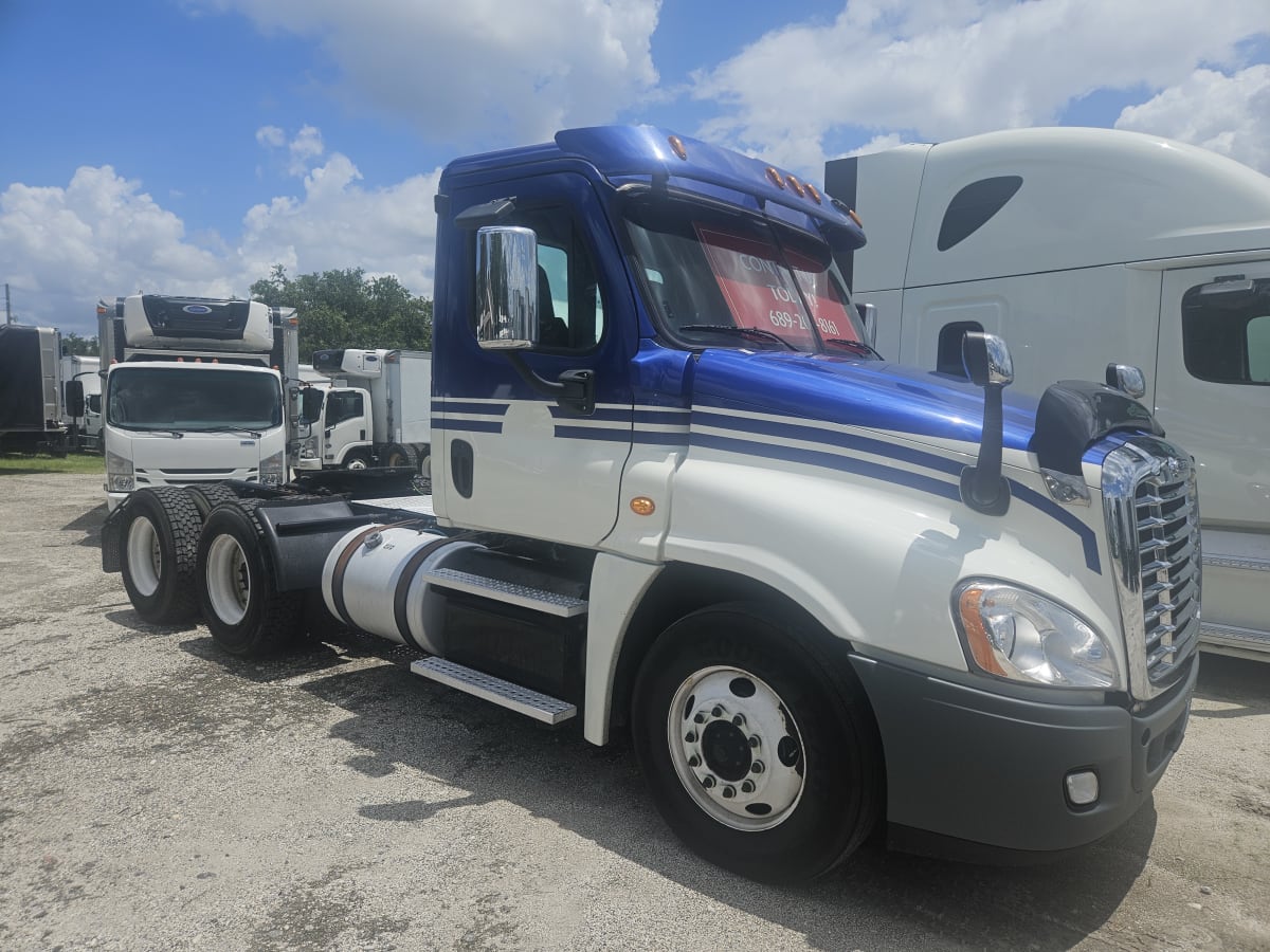2016 Freightliner/Mercedes CASCADIA 125 661696