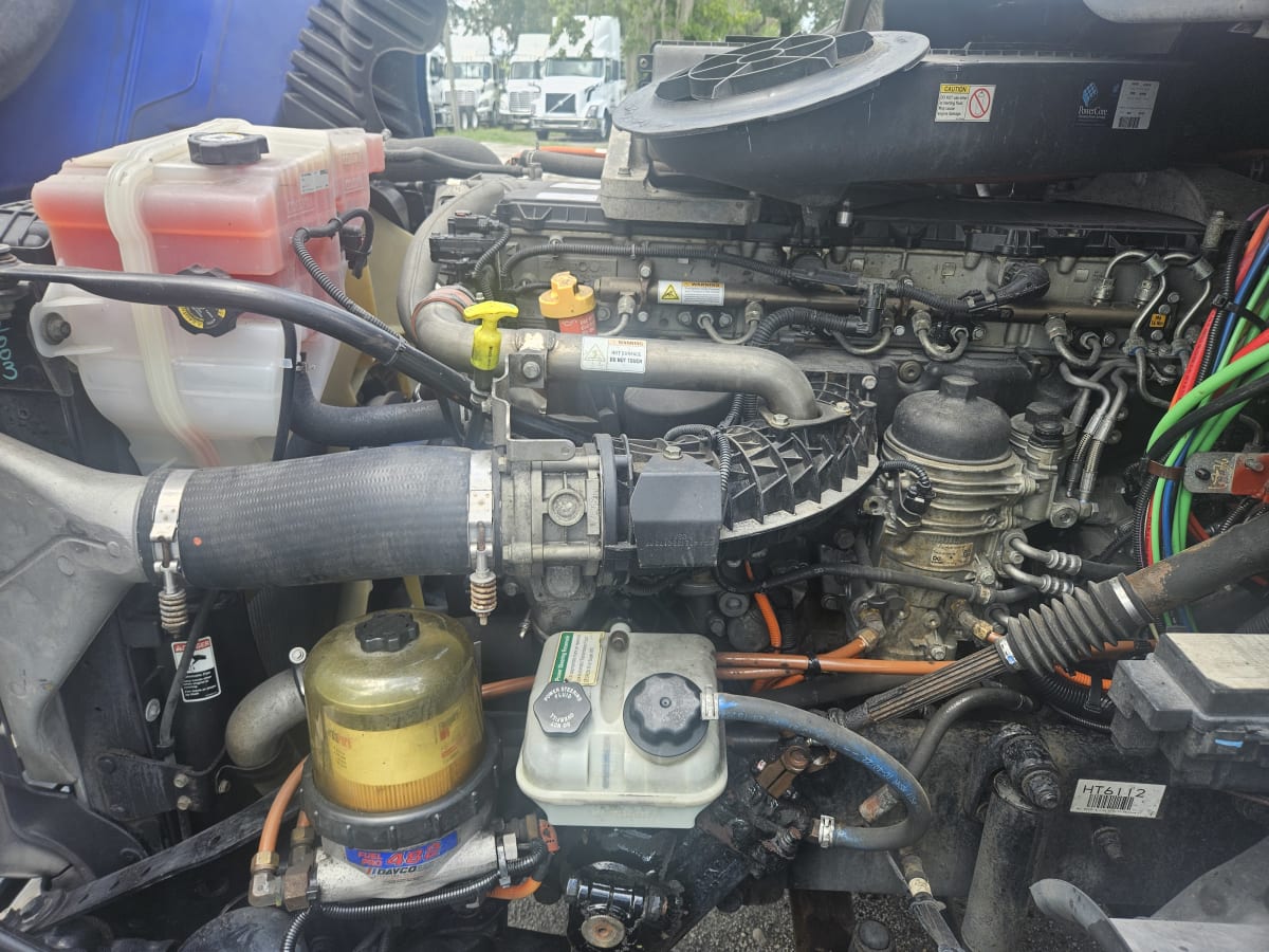 2016 Freightliner/Mercedes CASCADIA 125 661696