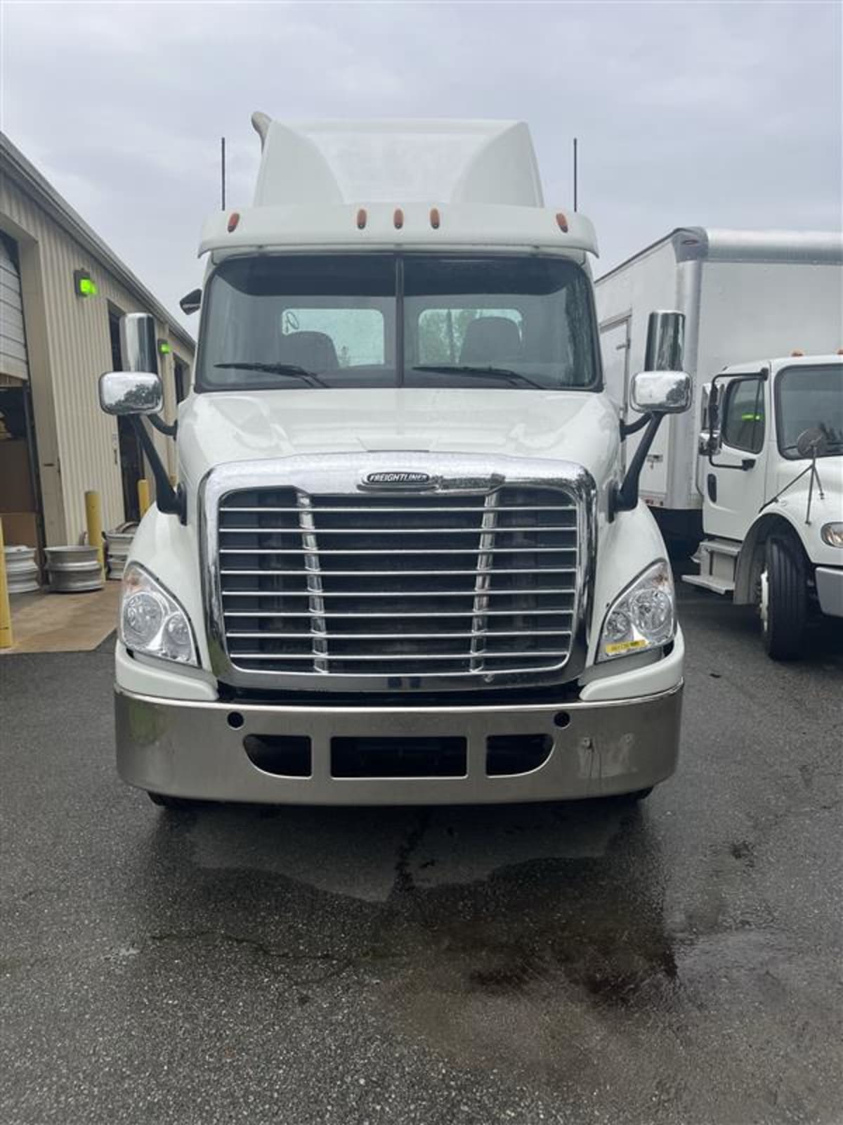 2016 Freightliner/Mercedes CASCADIA 113 661739