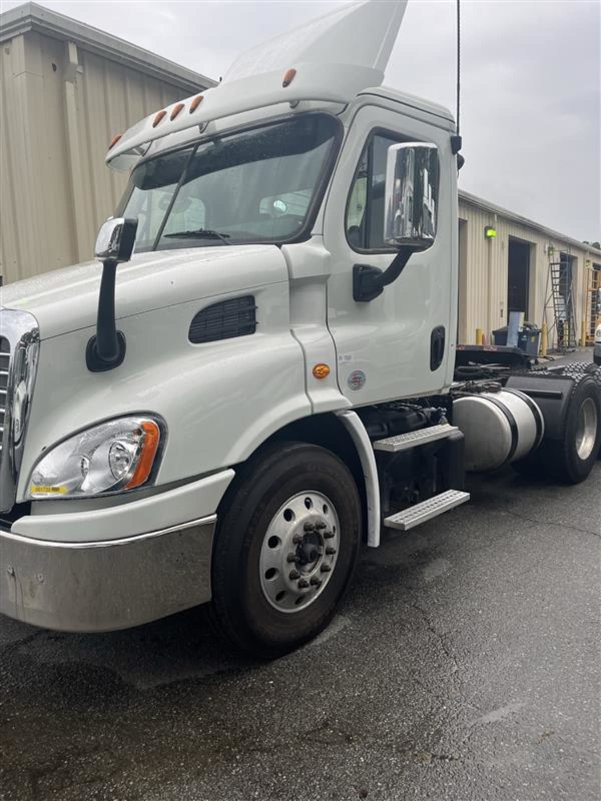 2016 Freightliner/Mercedes CASCADIA 113 661739