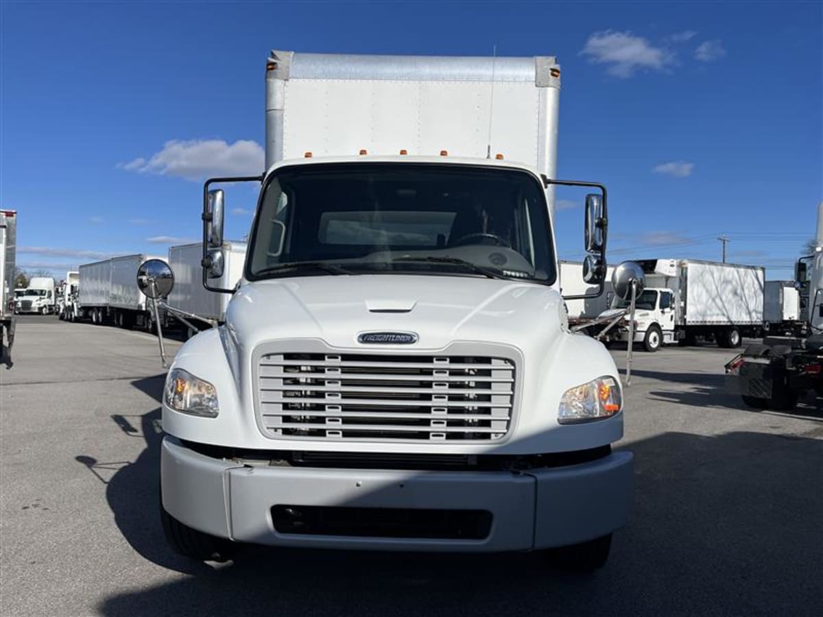 2016 Freightliner M2 106 - image 2