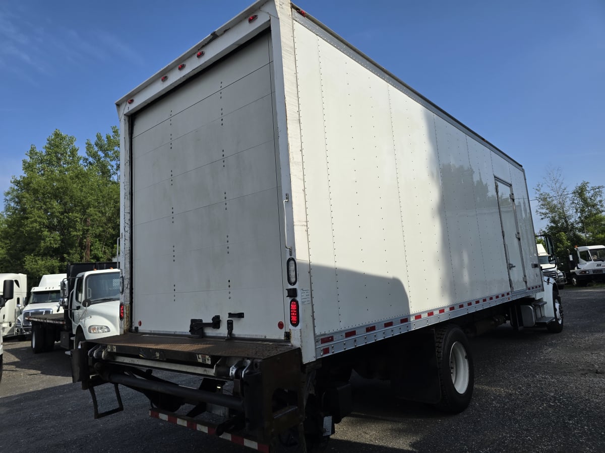 2016 Freightliner/Mercedes M2 106 661984