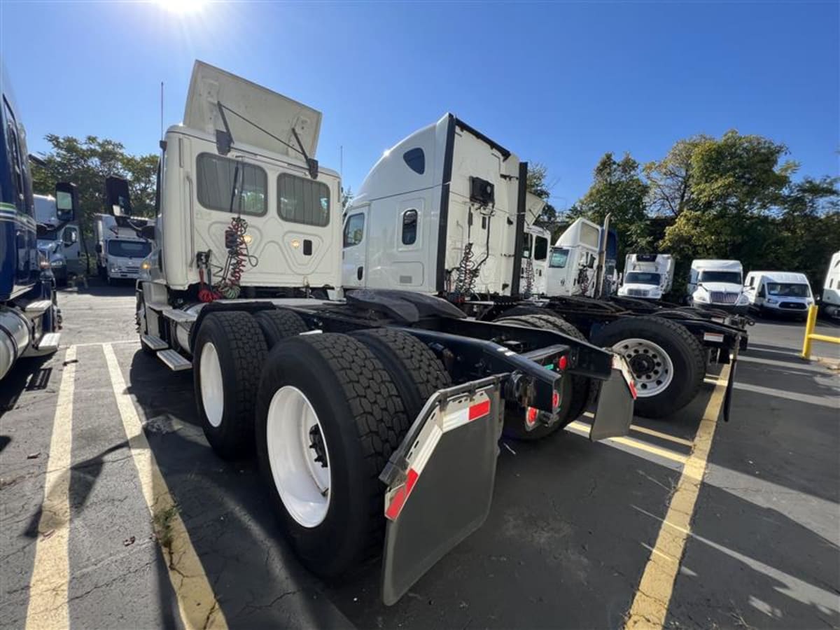 2016 Freightliner/Mercedes CASCADIA 125 662021