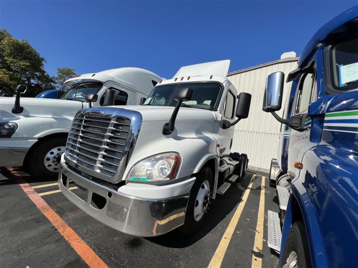 2016 Freightliner/Mercedes CASCADIA 125 662021