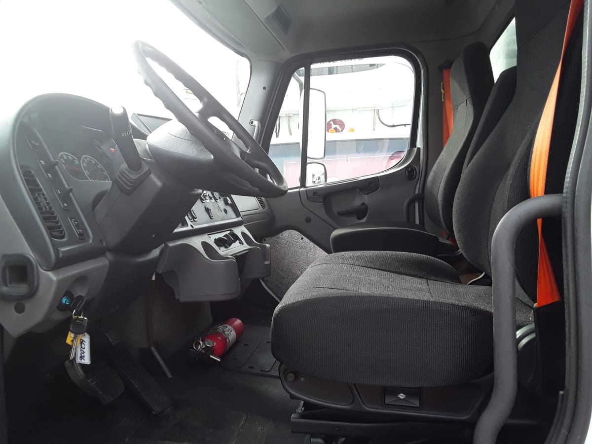 2016 Freightliner/Mercedes M2 106 662026