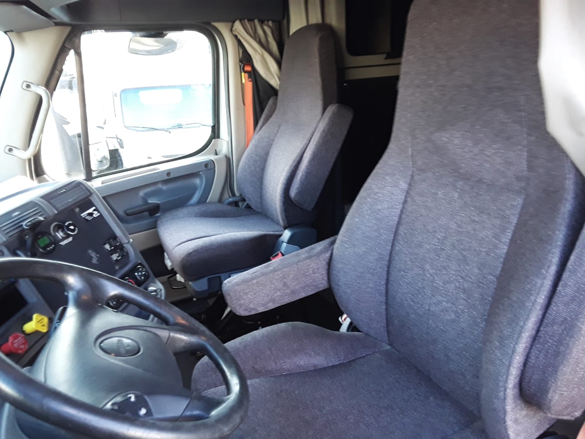 2017 Freightliner/Mercedes CASCADIA 125 662160