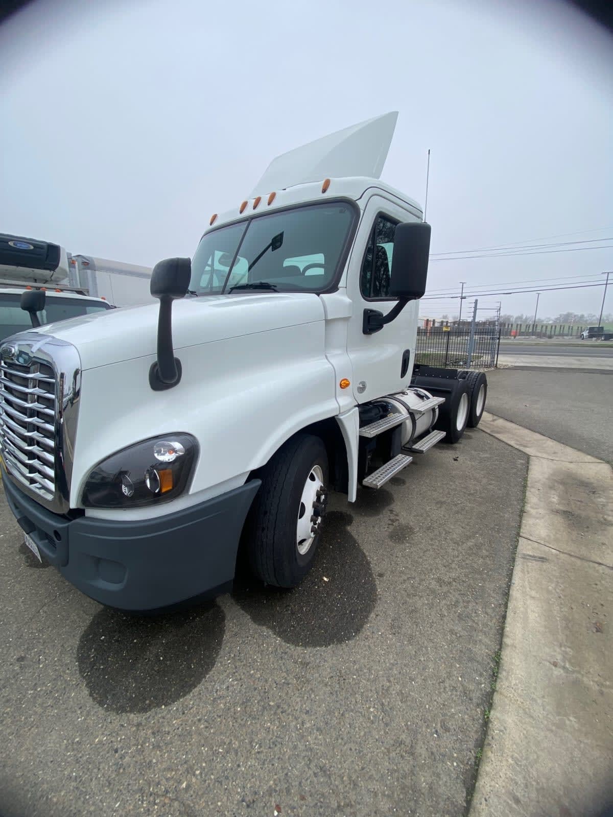 2017 Freightliner - image 1
