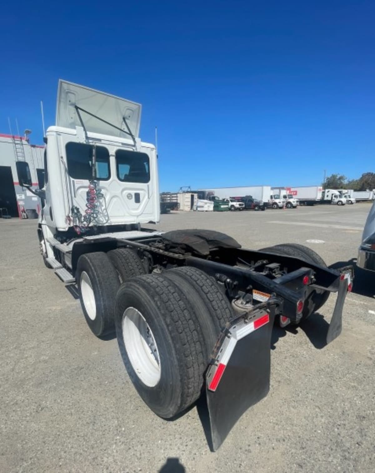 2016 Freightliner/Mercedes CASCADIA 125 662198