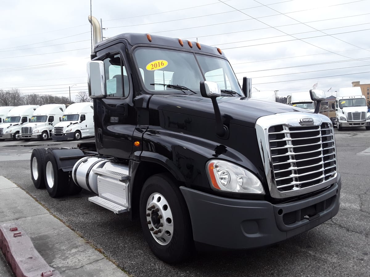 2016 Freightliner/Mercedes CASCADIA 125 662277