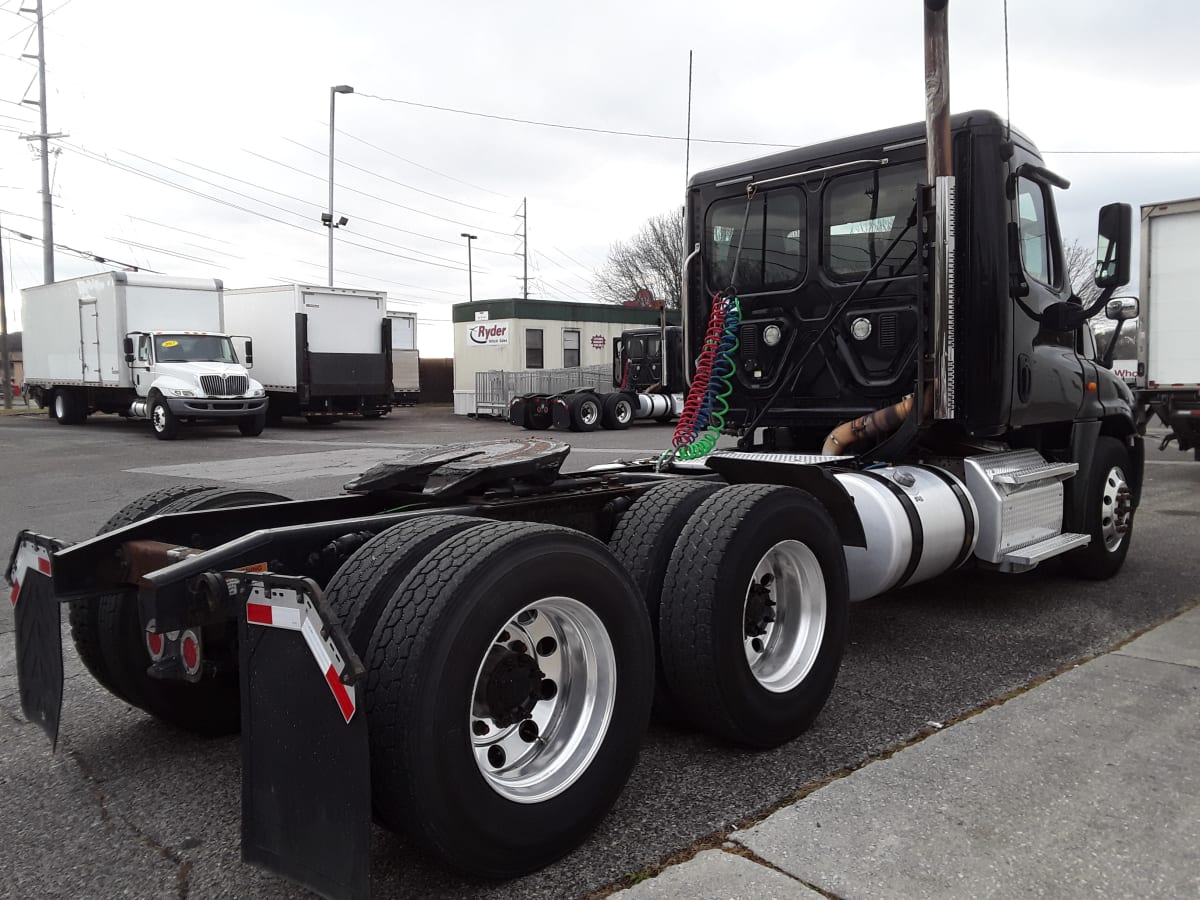 2017 Freightliner/Mercedes CASCADIA 125 662283