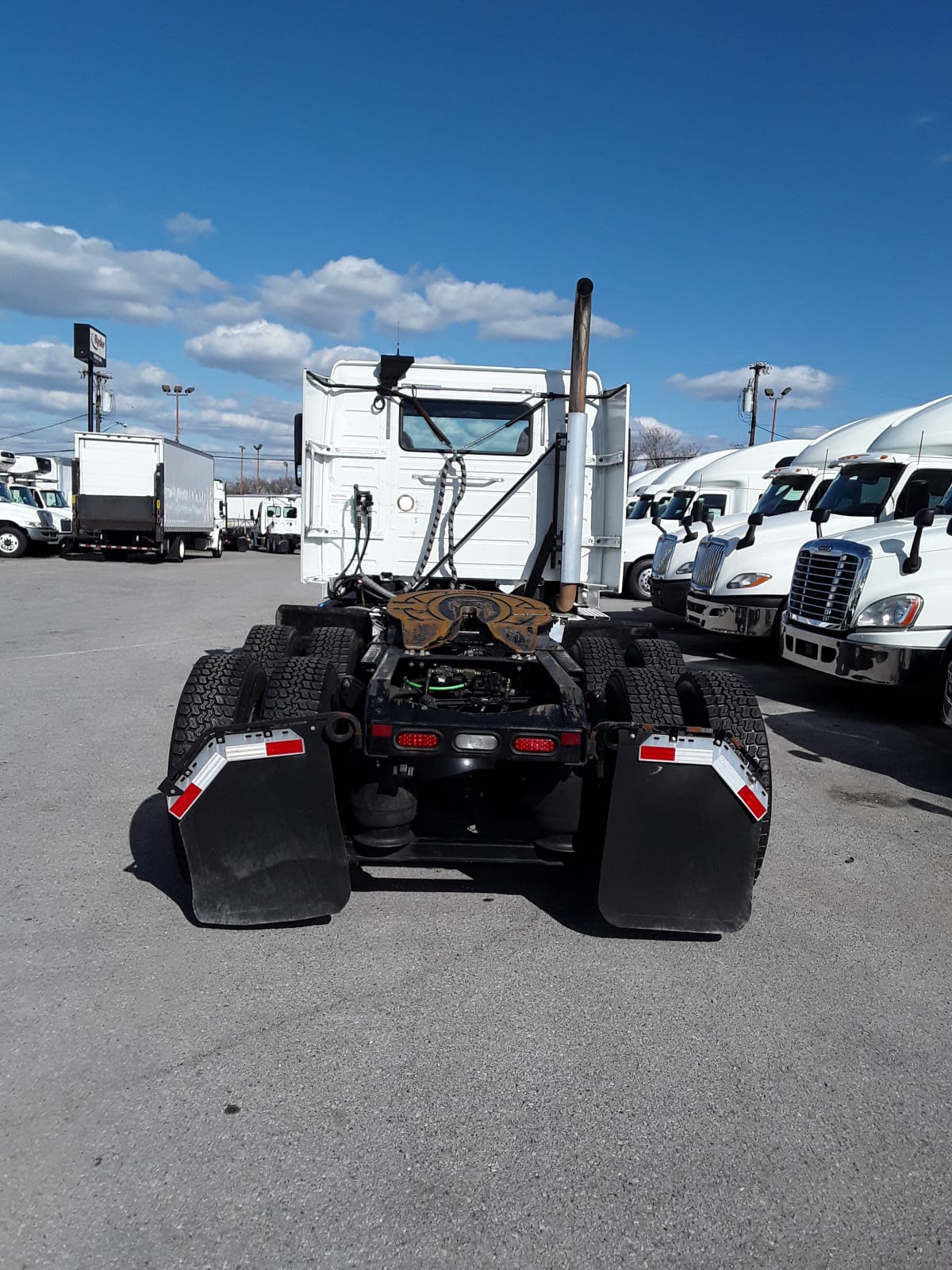 2017 Volvo VNL64TRACTOR 662423