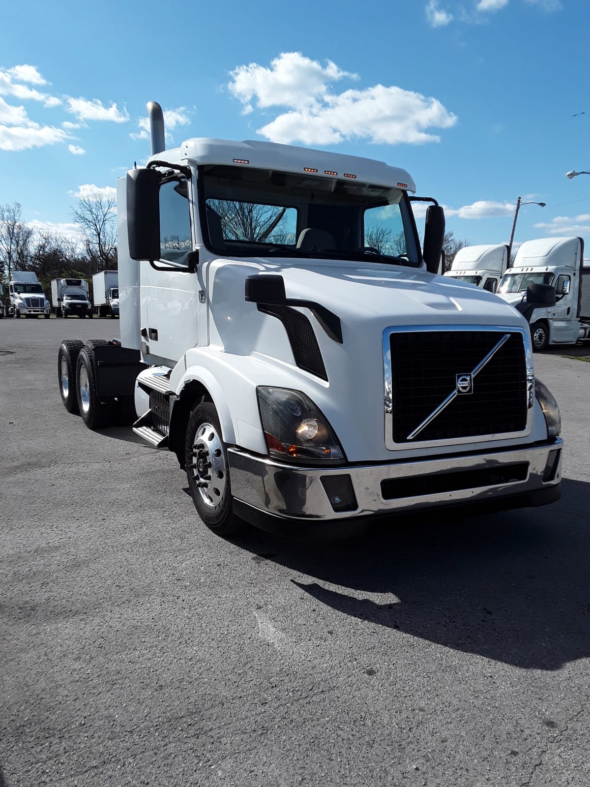 2017 Volvo VNL64TRACTOR 662423