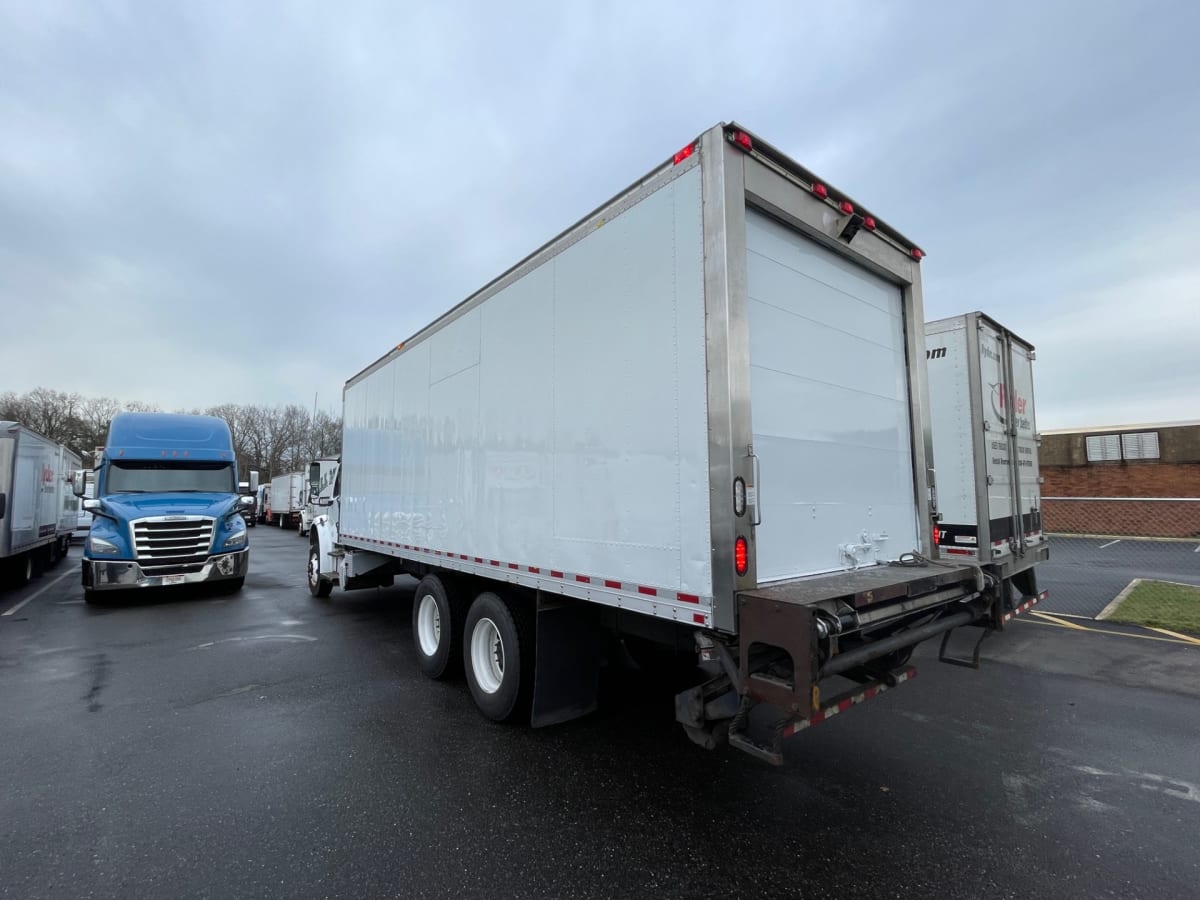 2016 Freightliner/Mercedes M2 106 662530