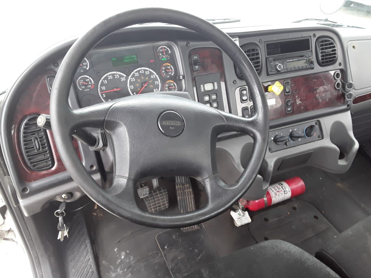 2017 Freightliner/Mercedes M2 106 662752