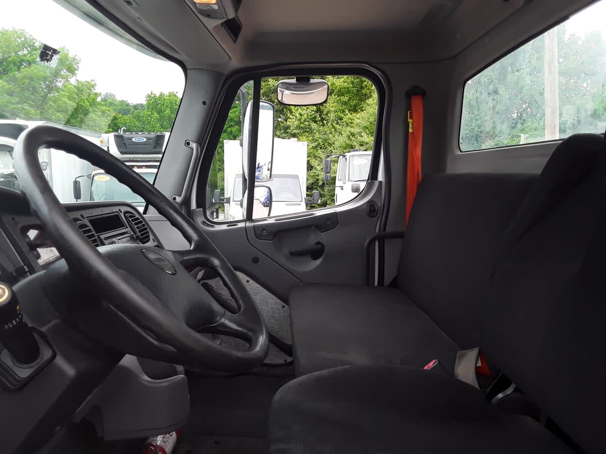 2017 Freightliner/Mercedes M2 106 662752