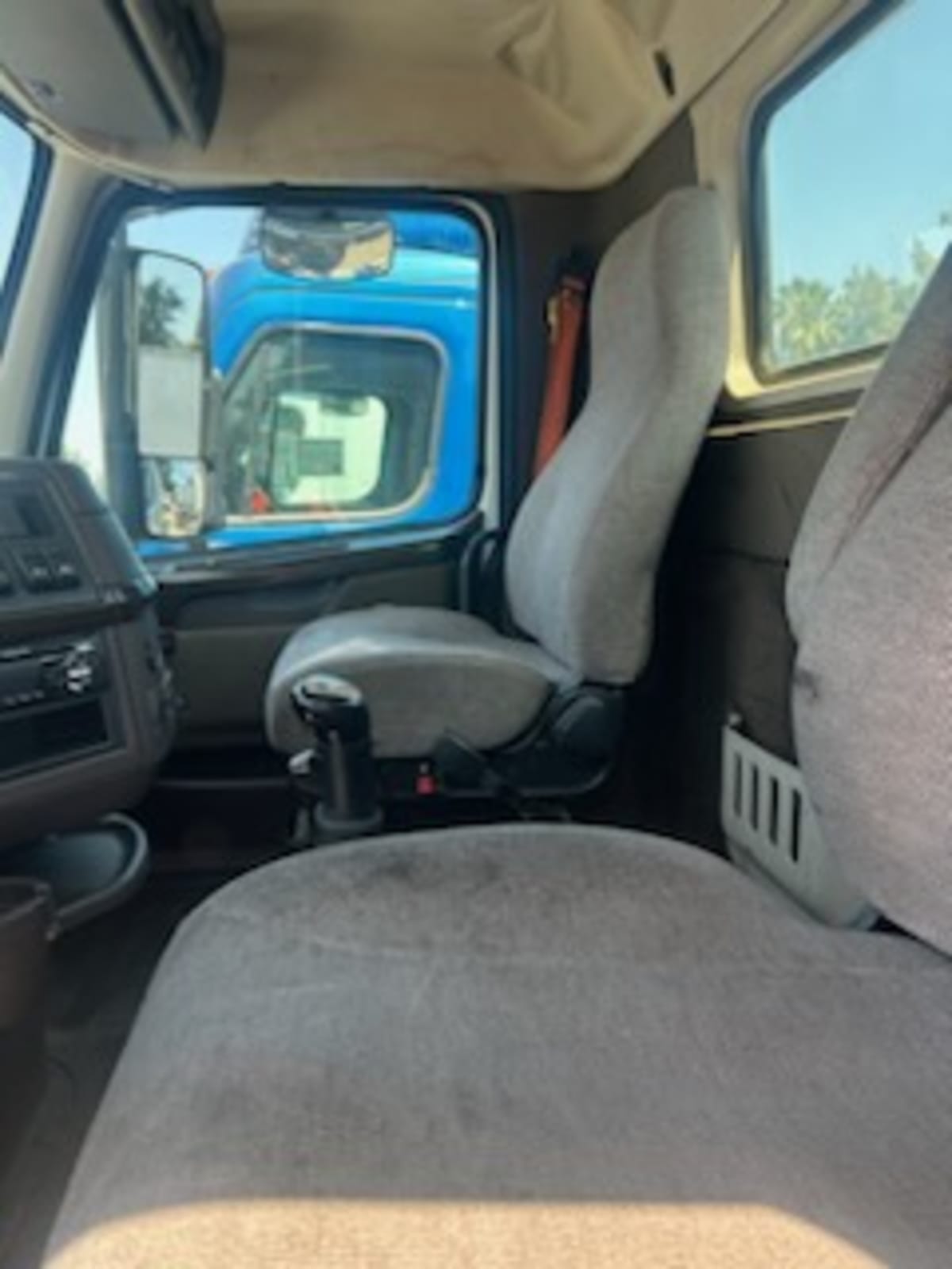 2017 Volvo VNL64TRACTOR 662767