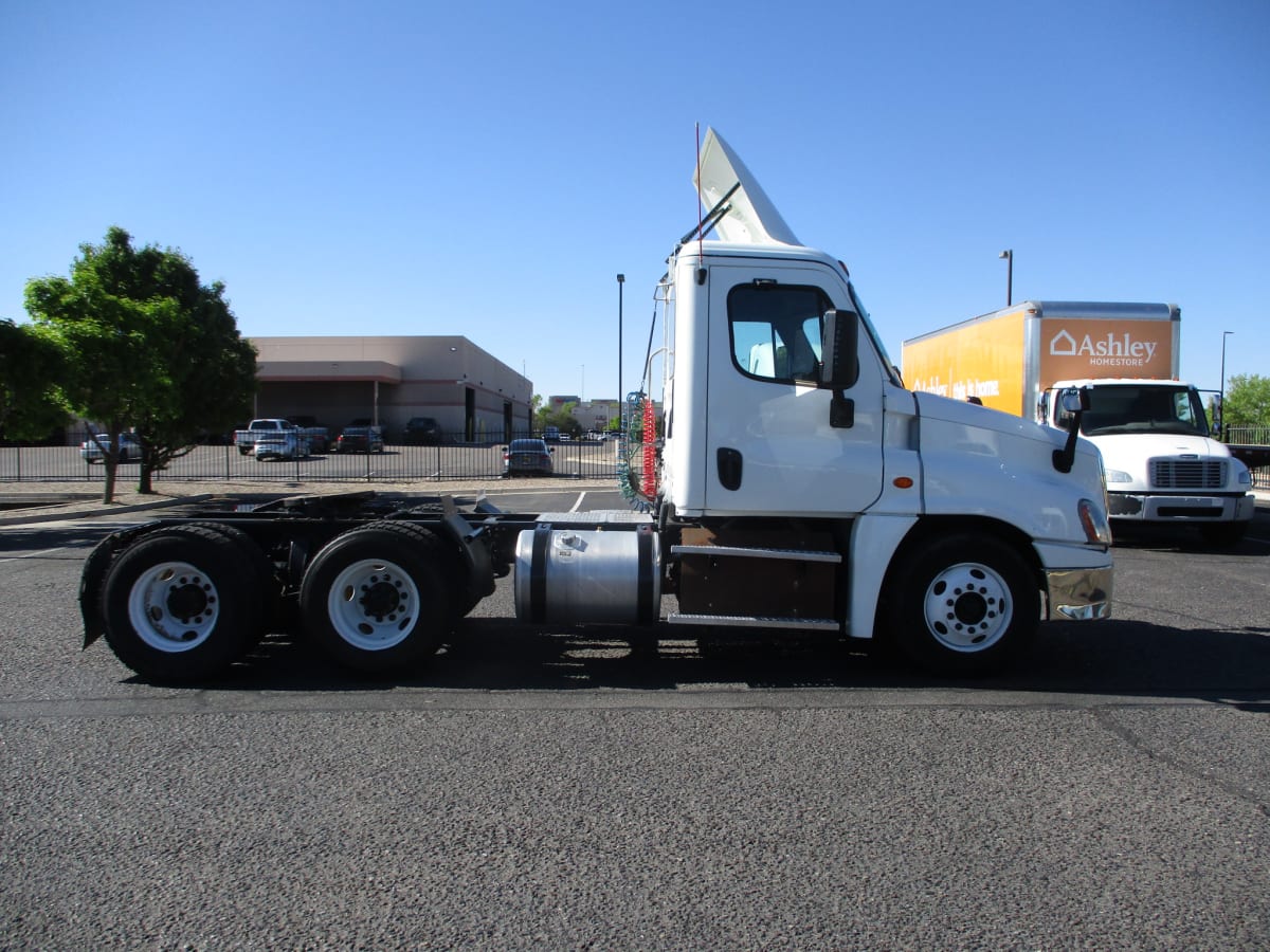 2017 Freightliner/Mercedes CASCADIA 125 662774