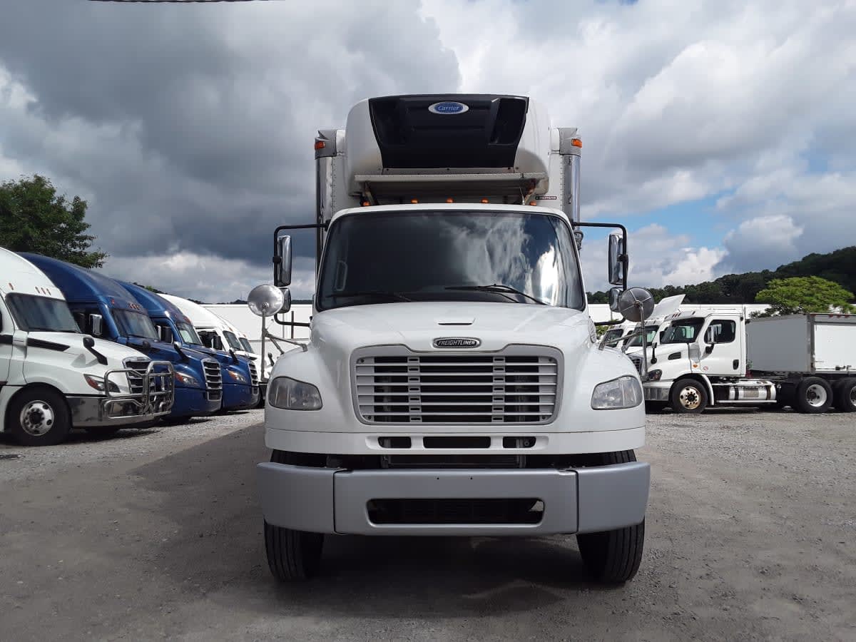 2016 Freightliner M2 106 in Pittsburgh, PA — photo 2