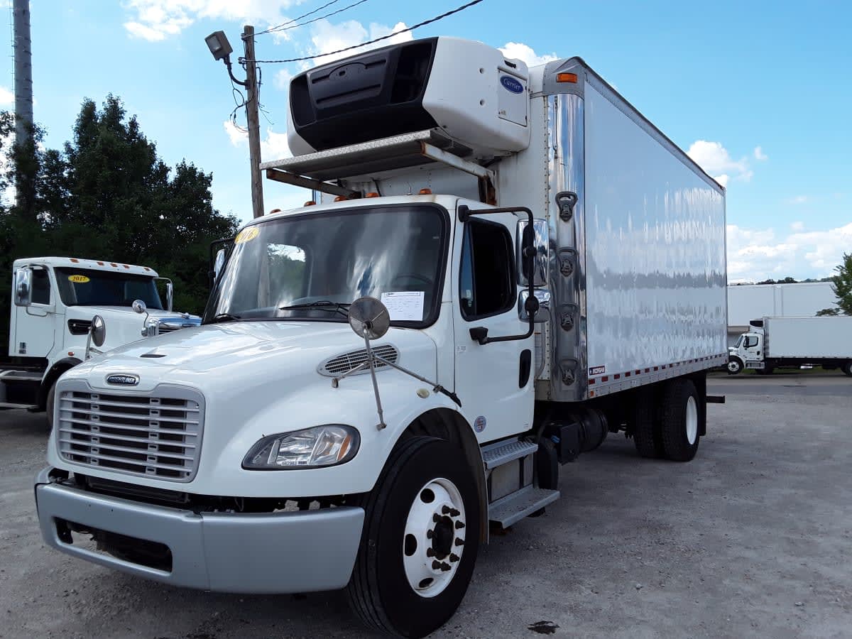 2016 Freightliner/Mercedes M2 106 662983 2016 Freightliner/Mercedes M2 106 662983