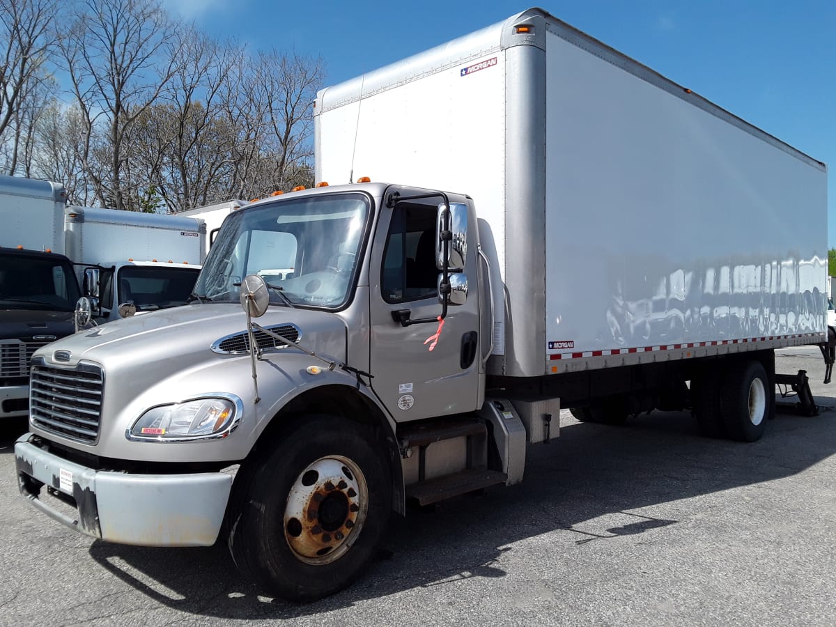 2017 Freightliner/Mercedes M2 106 663096