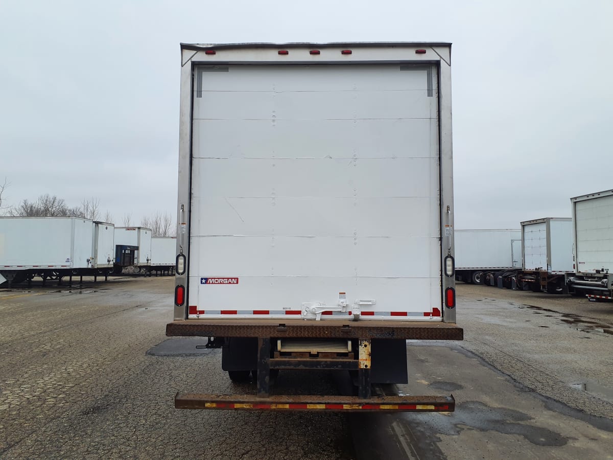 2017 Freightliner/Mercedes M2 106 663110