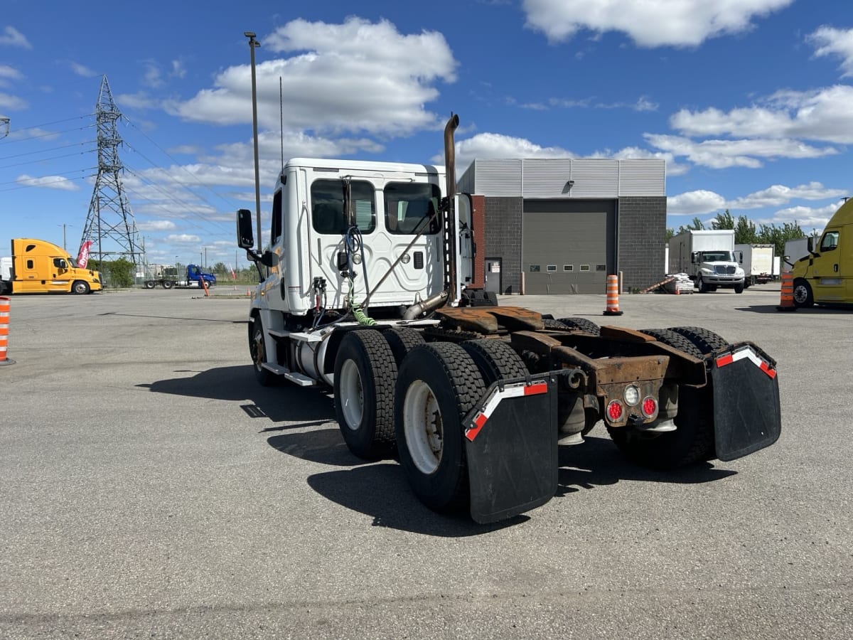 2016 Freightliner/Mercedes CASCADIA 125 663129