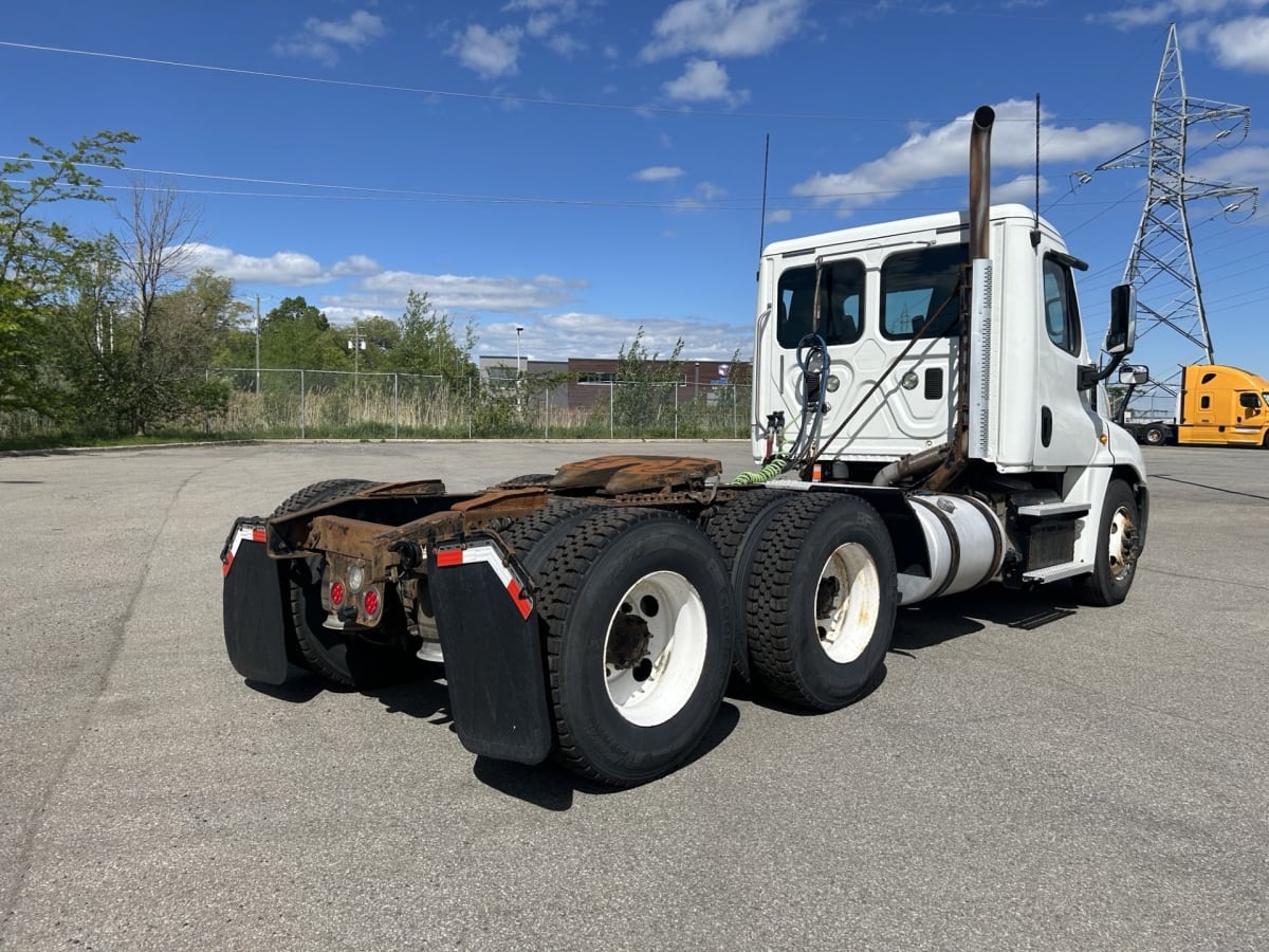 2016 Freightliner/Mercedes CASCADIA 125 663129