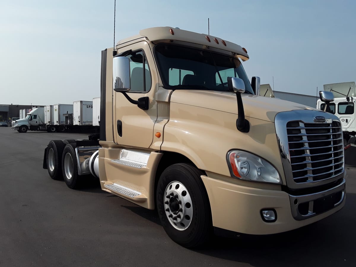 2016 Freightliner/Mercedes CASCADIA 125 663136