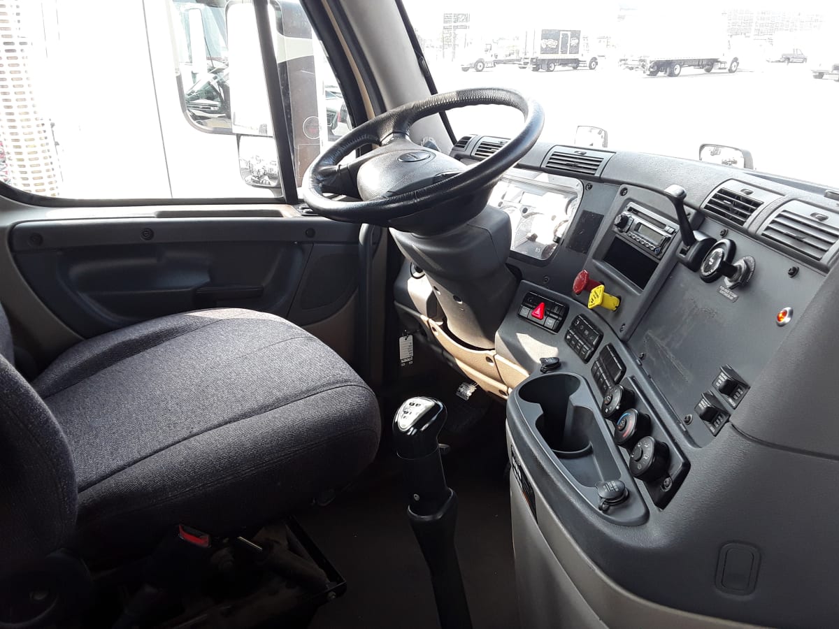 2016 Freightliner/Mercedes CASCADIA 125 663136