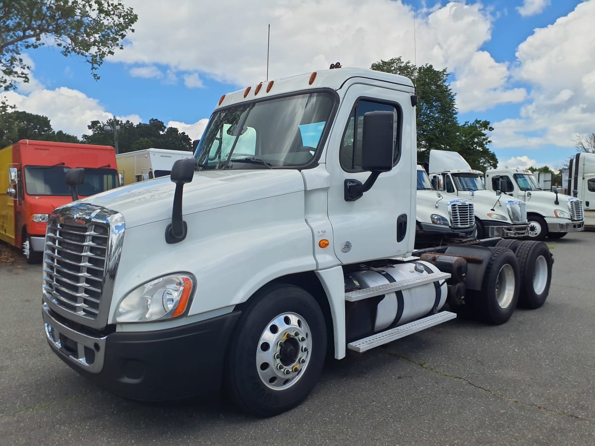 2016 Freightliner/Mercedes CASCADIA 125 663379