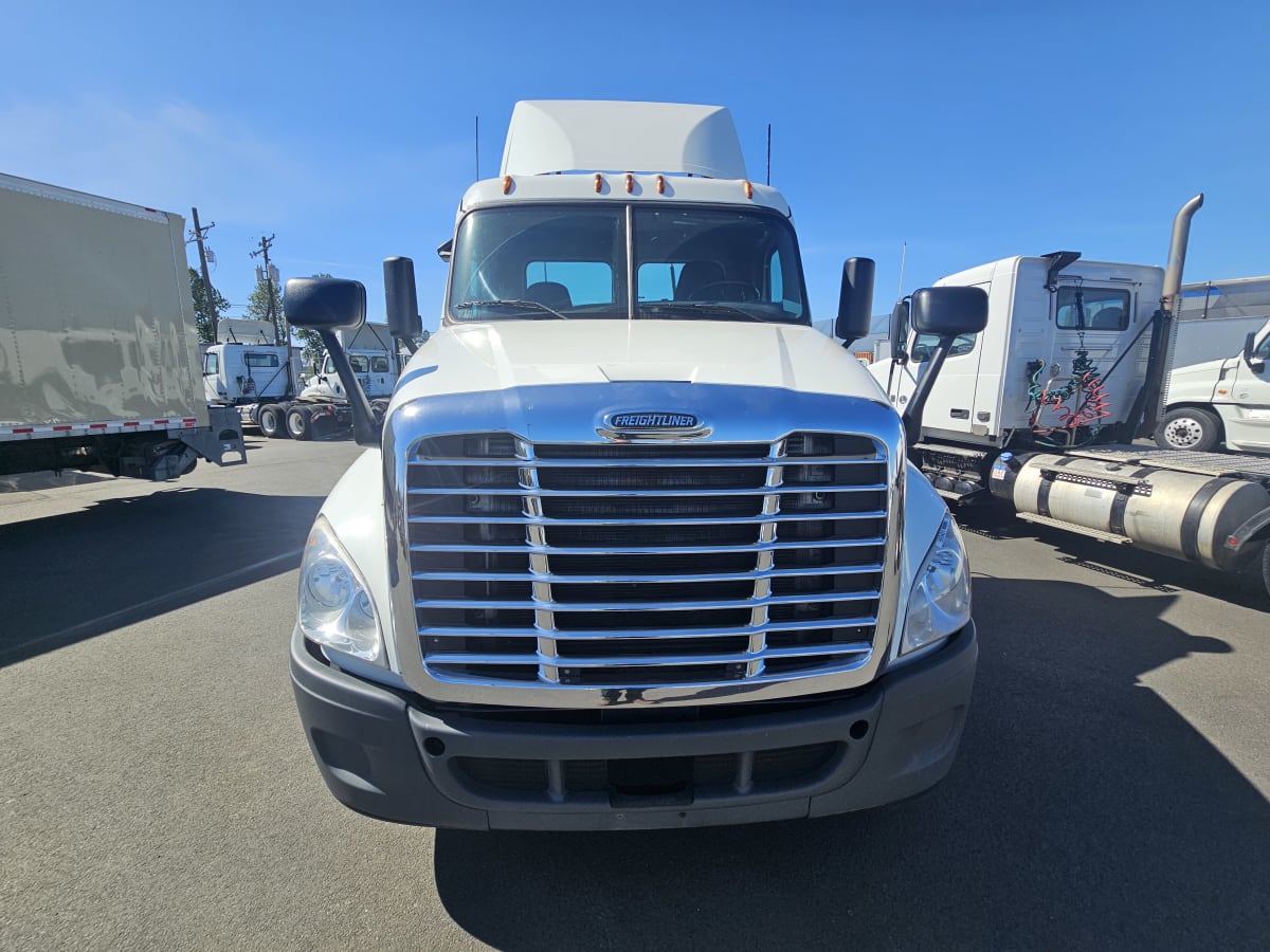 2016 Freightliner/Mercedes CASCADIA 125 663421