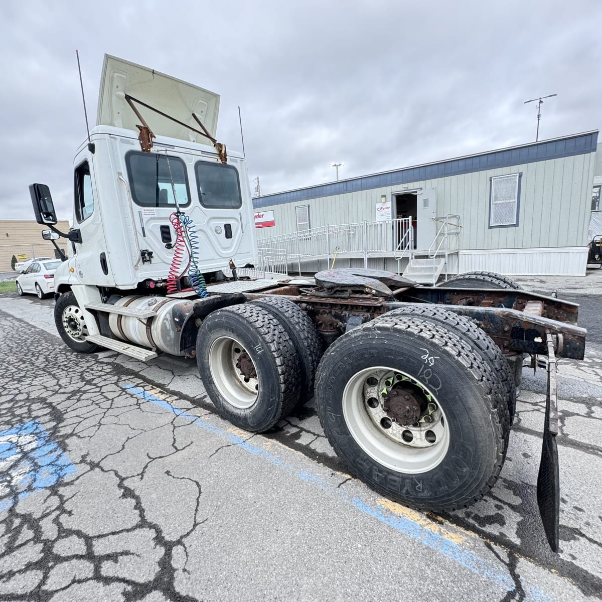 2016 Freightliner/Mercedes CASCADIA 125 663429