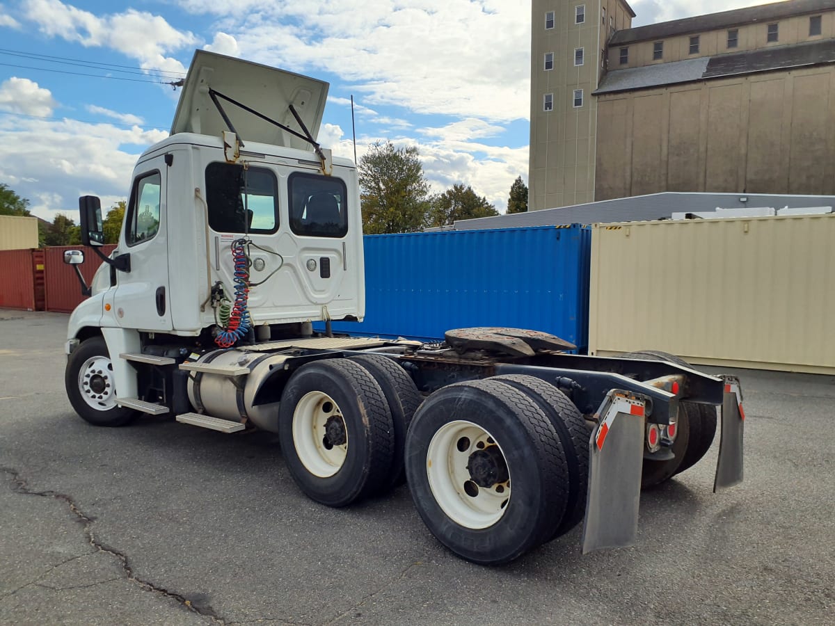 2016 Freightliner/Mercedes CASCADIA 125 663459