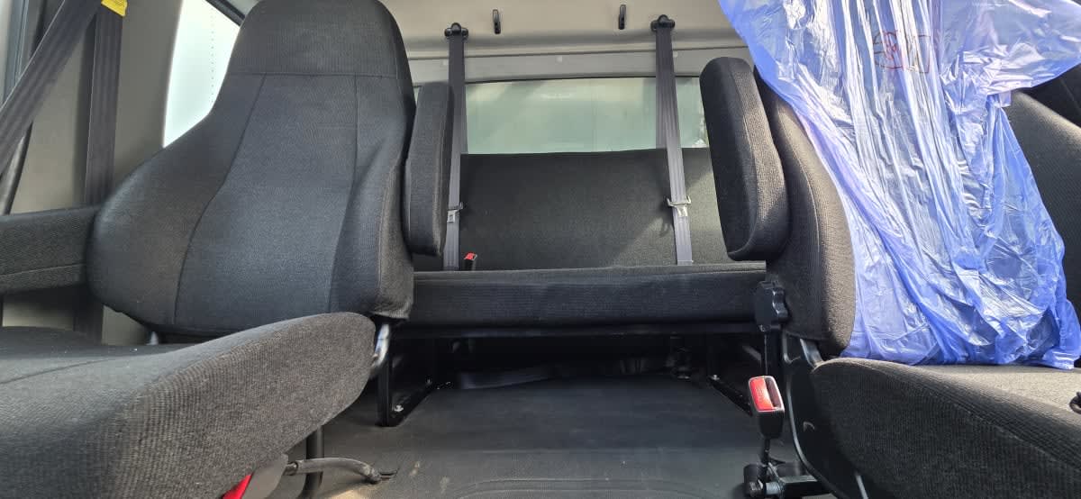 2017 Freightliner/Mercedes M2 106 663512