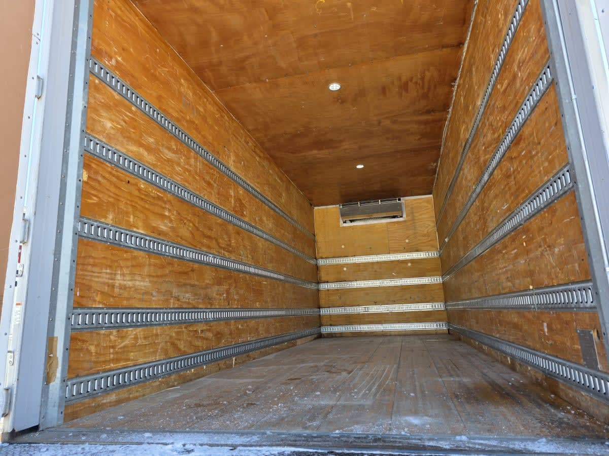 2017 Freightliner M2 106 - image 9