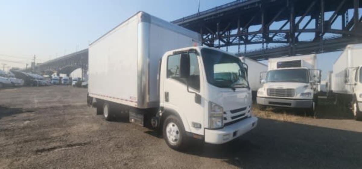 2016 Isuzu NPR 663560