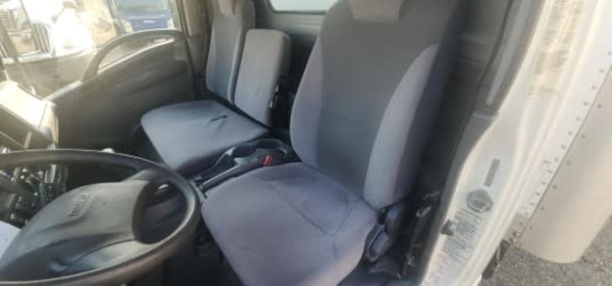 2016 Isuzu NPR 663560