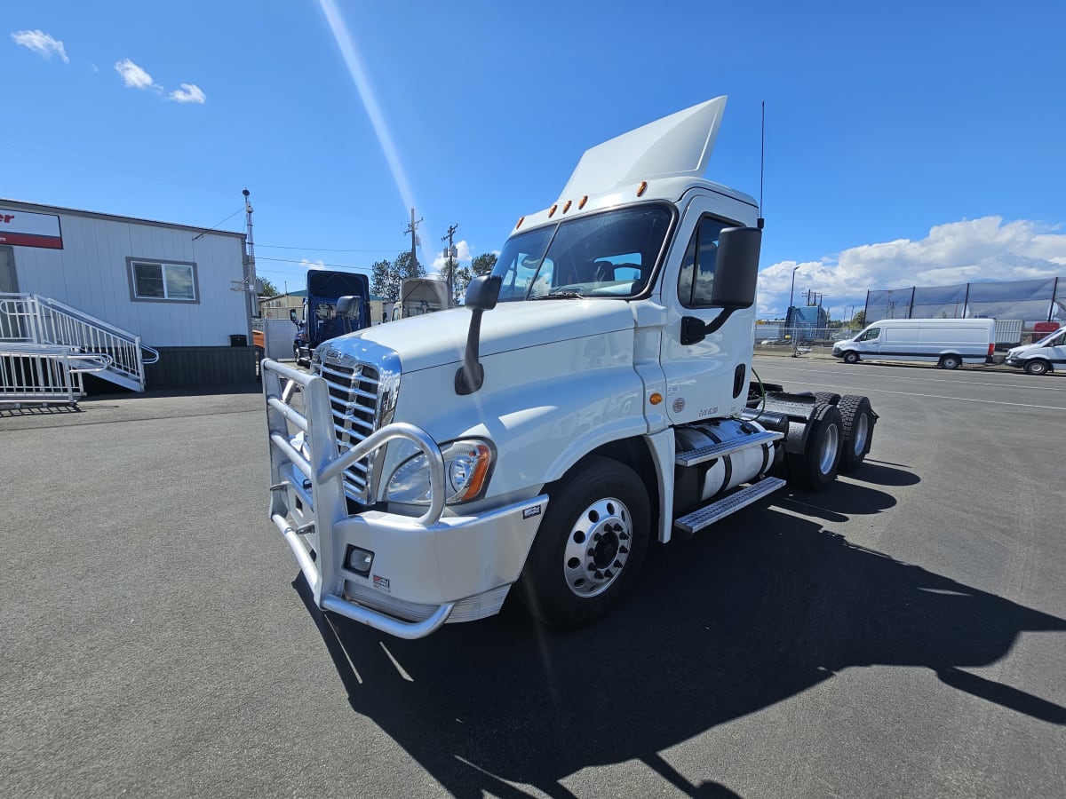 2016 Freightliner/Mercedes CASCADIA 125 663567