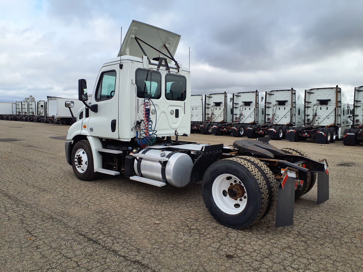 2016 Freightliner/Mercedes CASCADIA 113 663585