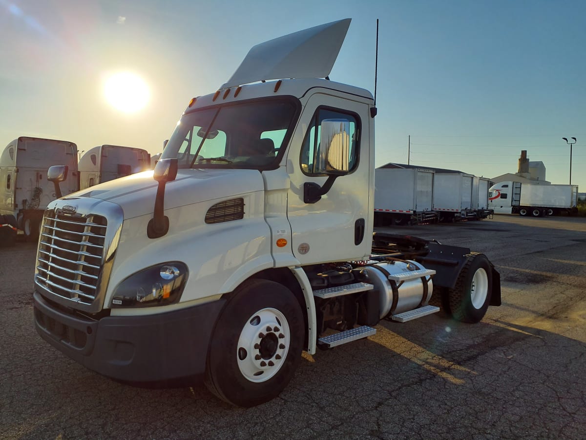 2016 Freightliner/Mercedes CASCADIA 113 663598