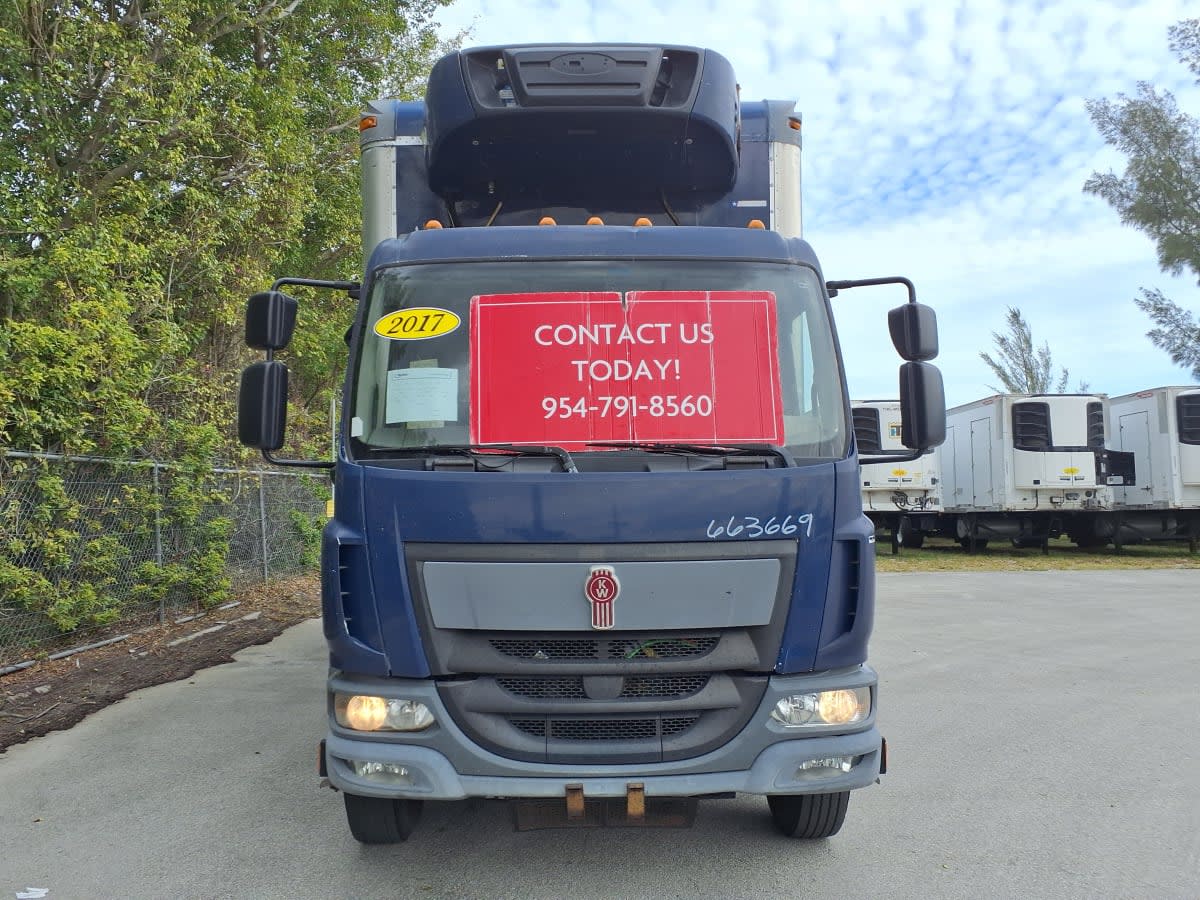 2017 Kenworth T270 - image 2