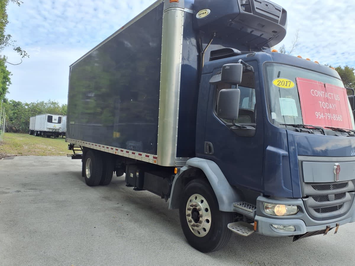 2017 Kenworth T270 - image 3