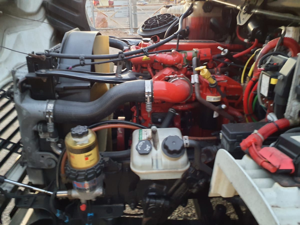 2017 Freightliner/Mercedes M2 106 663795