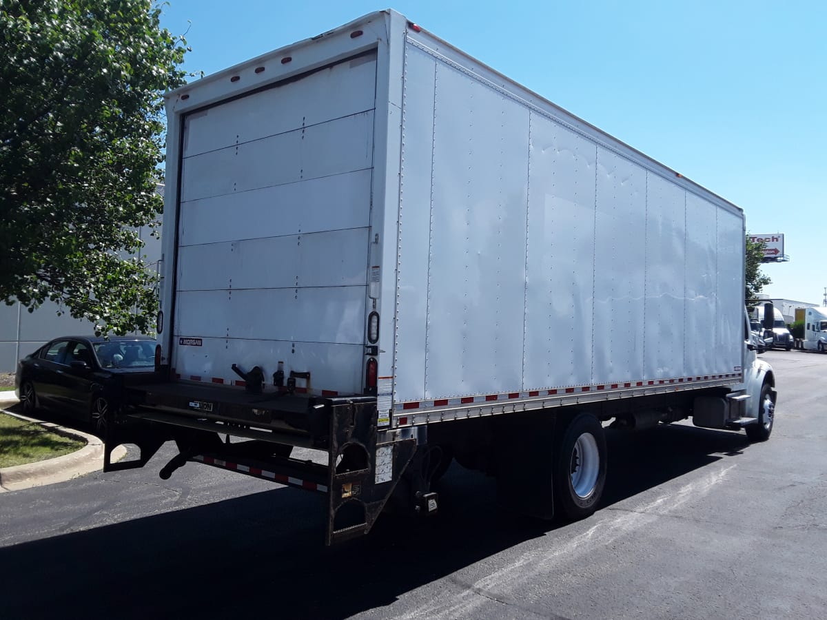 2017 Freightliner/Mercedes M2 106 663827