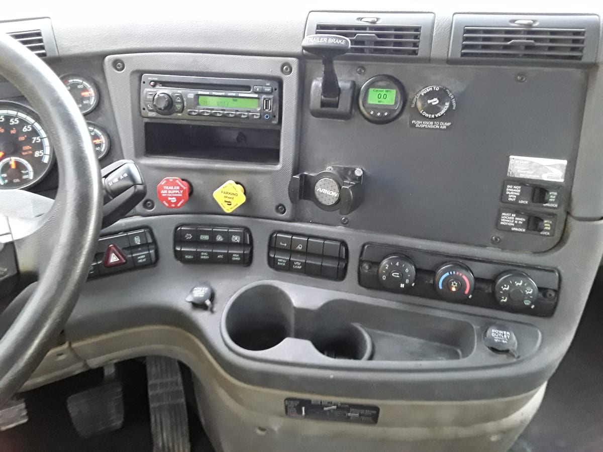 2017 Freightliner/Mercedes CASCADIA 125 663843